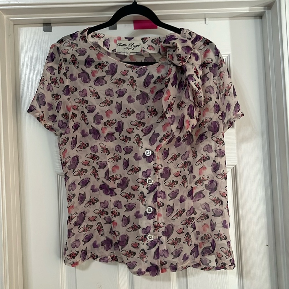 Tatyana Pink w/butterflies 50’s blouse w/tie at shoulder size XXL (runs small)